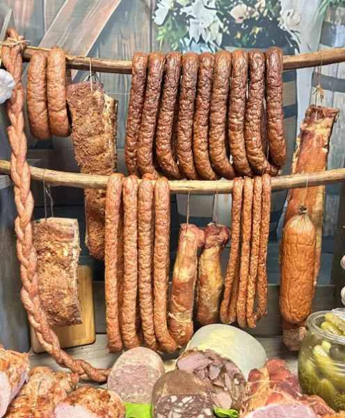 STOJAK-Z-KIELBASAMI203588460623072753